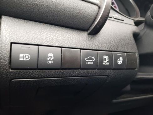 Used 2024 Toyota Camry SE FWD image 25