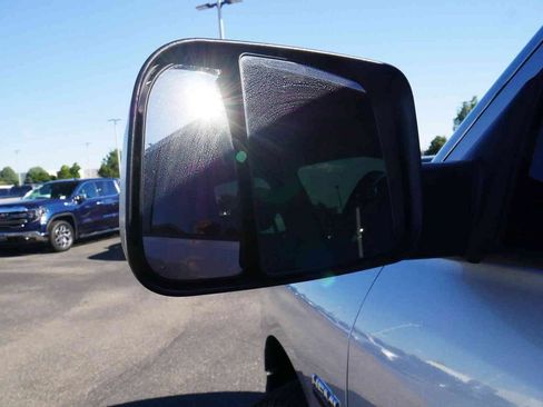 Used 2019 RAM 1500 Big Horn AWD/4WD image 11