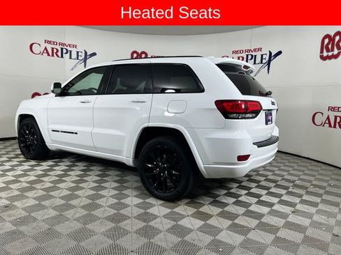 Used 2022 Jeep Grand Cherokee Laredo X image 7