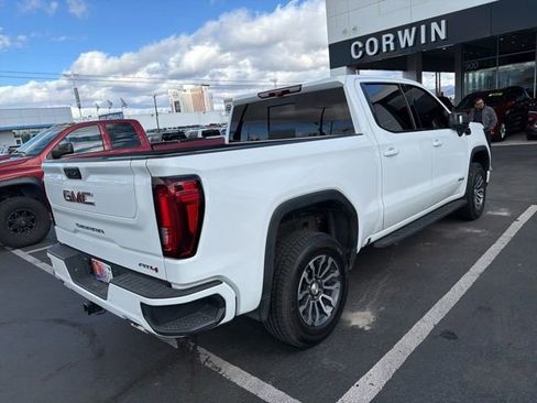 Used 2022 GMC Sierra 1500 AT4 w/ AT4 Premium Package image 7