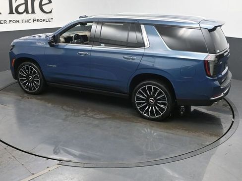 Used 2025 Chevrolet Tahoe High Country AWD/4WD image 44