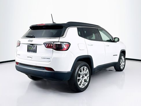 Used 2025 Jeep Compass Limited AWD/4WD image 9