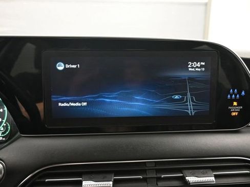 Used 2022 Hyundai Palisade Limited FWD image 19
