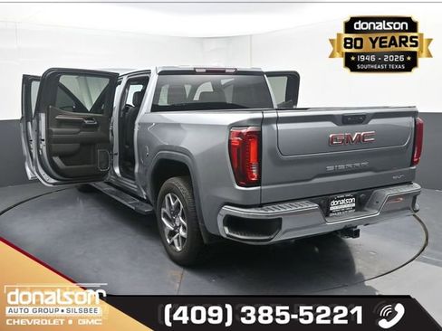 Used 2023 GMC Sierra 1500 SLT image 24