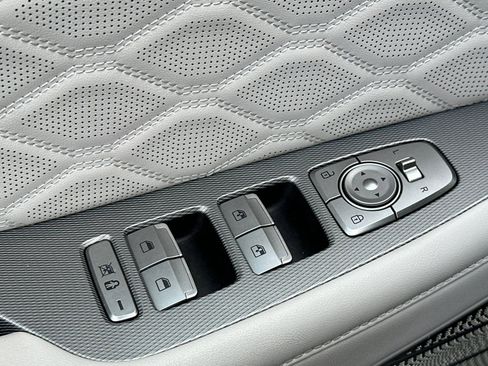 Used 2022 Hyundai Palisade Calligraphy w/ Cargo Package image 12