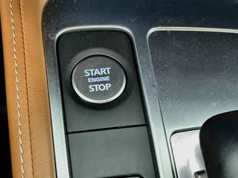 Used 2024 INFINITI QX60 Sensory AWD/4WD image 19