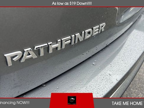 Used 2018 Nissan Pathfinder S AWD/4WD image 18