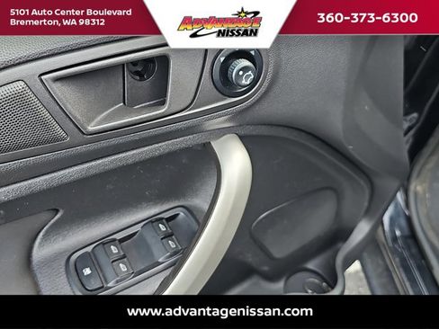 Used 2011 Ford Fiesta SE image 8