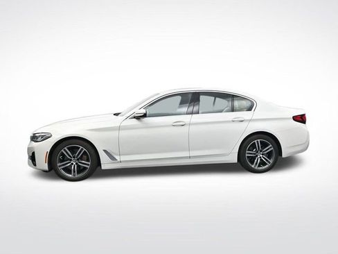 Used 2023 BMW 530i w/ Convenience Package image 8