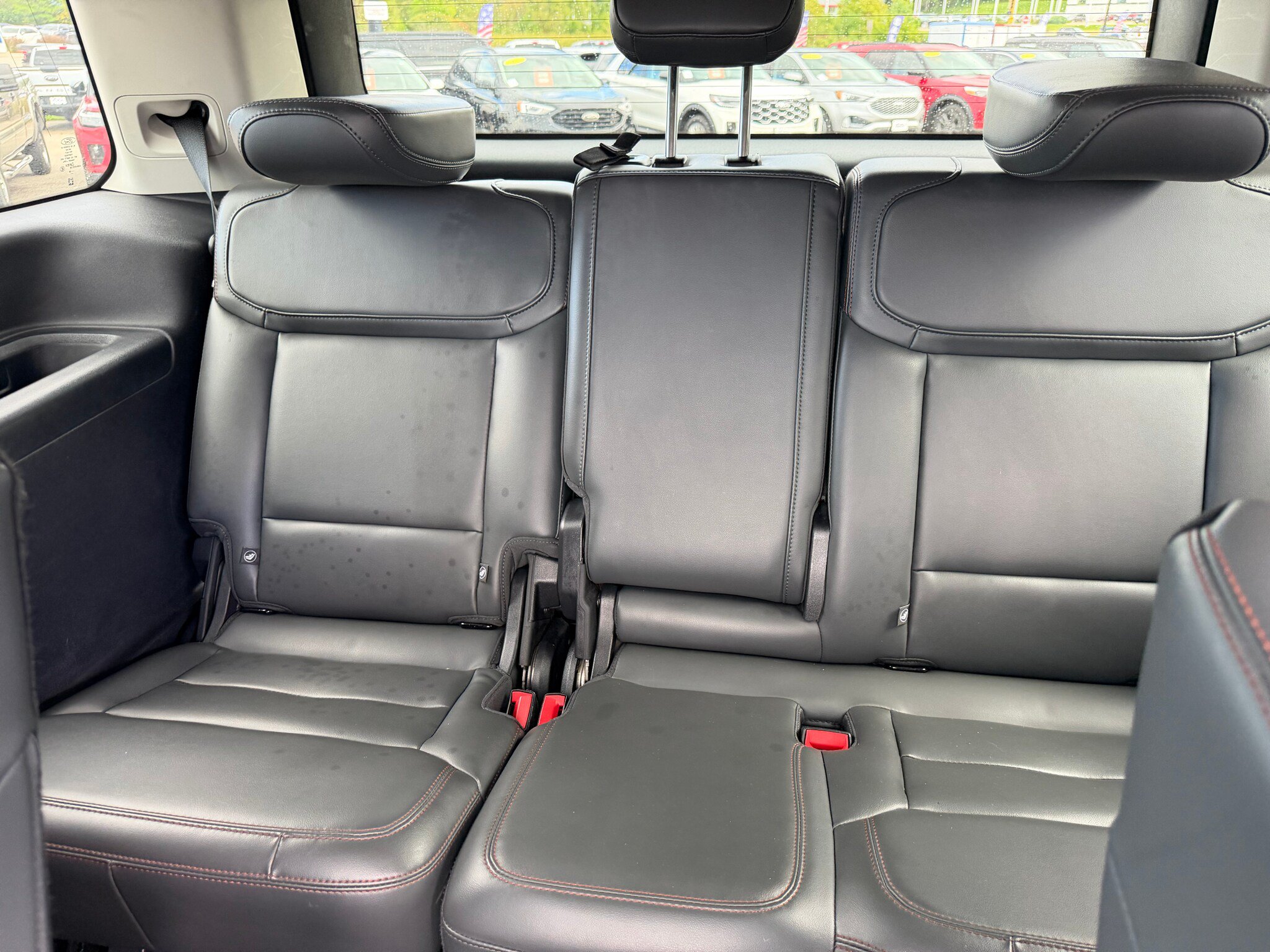 Used 2025 Ford Expedition Active AWD/4WD image 9