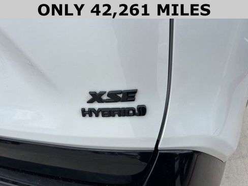Used 2024 Toyota RAV4 XSE w/ Advanced Technology Package AWD/4WD image 4