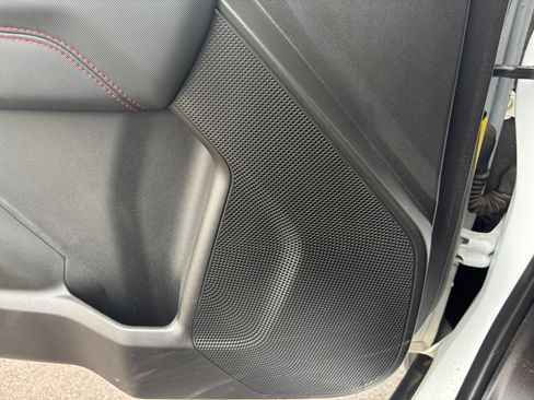 Used 2023 Chevrolet Colorado Z71 w/ Z71 Convenience Package 2 image 25