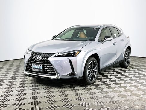 New 2025 Lexus UX 300h AWD image 3