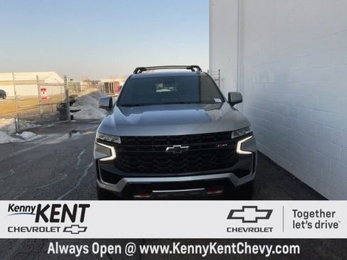Used 2023 Chevrolet Tahoe Z71 w/ Luxury Package image 5