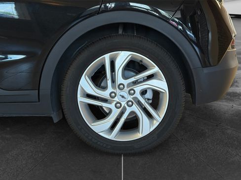 Used 2022 Chevrolet Bolt LT FWD image 14