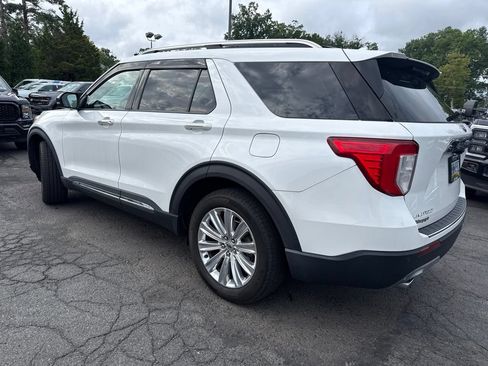 Used 2020 Ford Explorer Limited AWD/4WD image 5