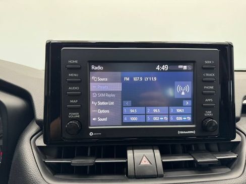 Used 2020 Toyota RAV4 XLE w/ Convenience Package FWD image 30