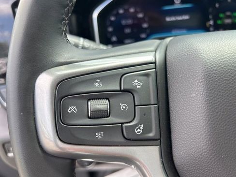 Used 2025 Chevrolet Silverado 2500 LT AWD/4WD image 18