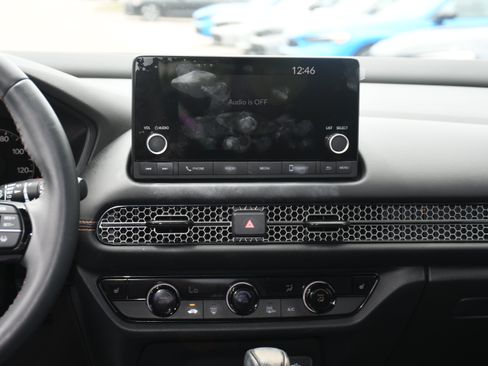 Certified 2025 Honda HR-V Sport image 16
