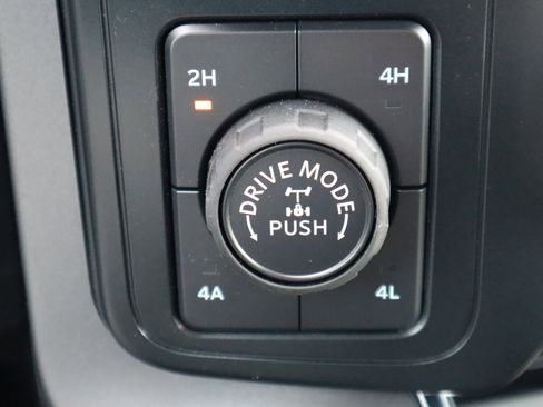 New 2025 Ford F150 Lariat w/ Equipment Group 502A High image 24