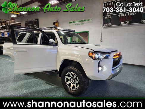 Used 2019 Toyota 4Runner TRD Off-Road Premium w/ Phone Cable & Charge Package image 1