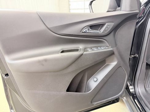 Used 2024 Chevrolet Equinox LT AWD/4WD image 8
