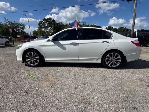 Used 2014 Honda Accord Sport image 7