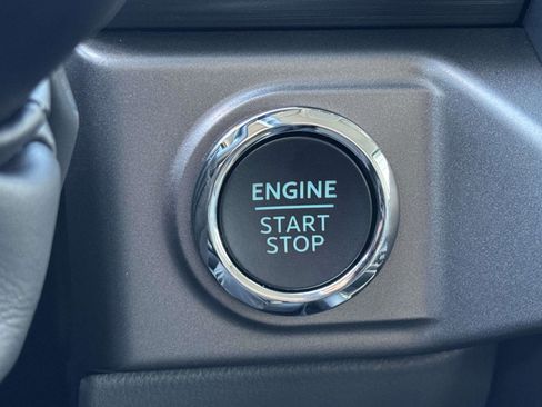 Used 2025 Ford F150 XLT w/ Equipment Group 302A MID image 30