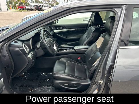 Used 2019 Nissan Maxima 3.5 SV w/ Floor Mat Group FWD image 15
