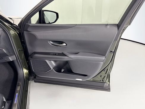 New 2026 Lexus UX 300h FWD image 26