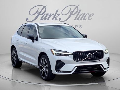 Certified 2024 Volvo XC60 B5 Plus w/ Protection Package Premier AWD/4WD image 8