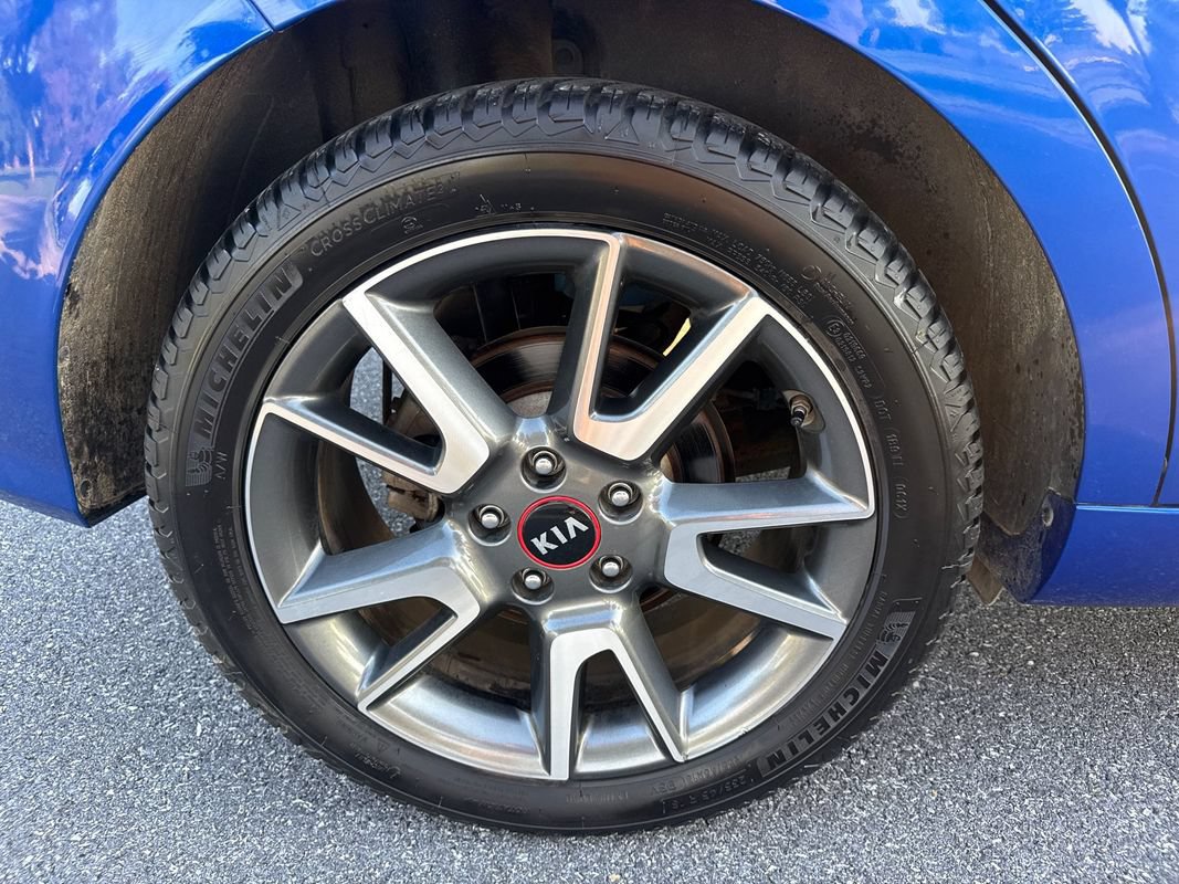 Used 2020 Kia Soul GT-Line Turbo FWD image 33