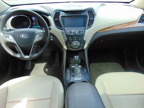 Used 2014 Hyundai Santa Fe Sport w/ Technology Package 04 FWD image 17