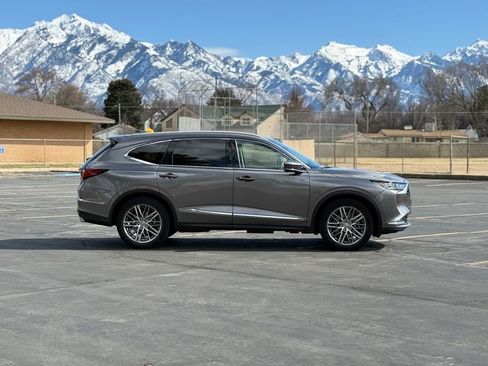 Used 2022 Acura MDX SH-AWD w/ Advance Package image 4