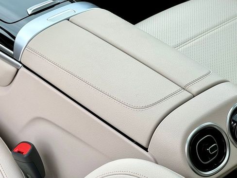 Certified 2023 Mercedes-Benz GLC 300 4MATIC image 36
