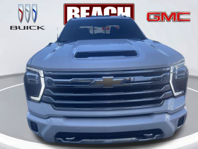 Used 2024 Chevrolet Silverado 2500 High Country w/ Technology Package AWD/4WD image 10