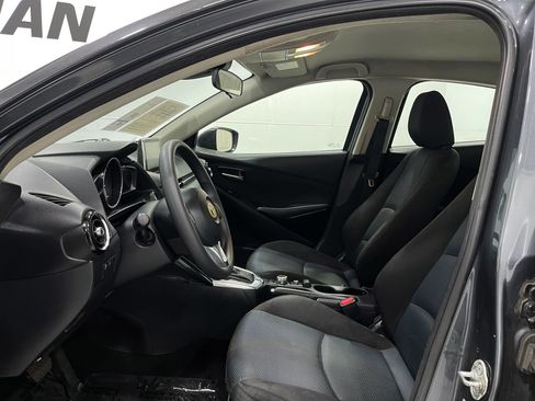 Used 2018 Toyota Yaris iA FWD image 29