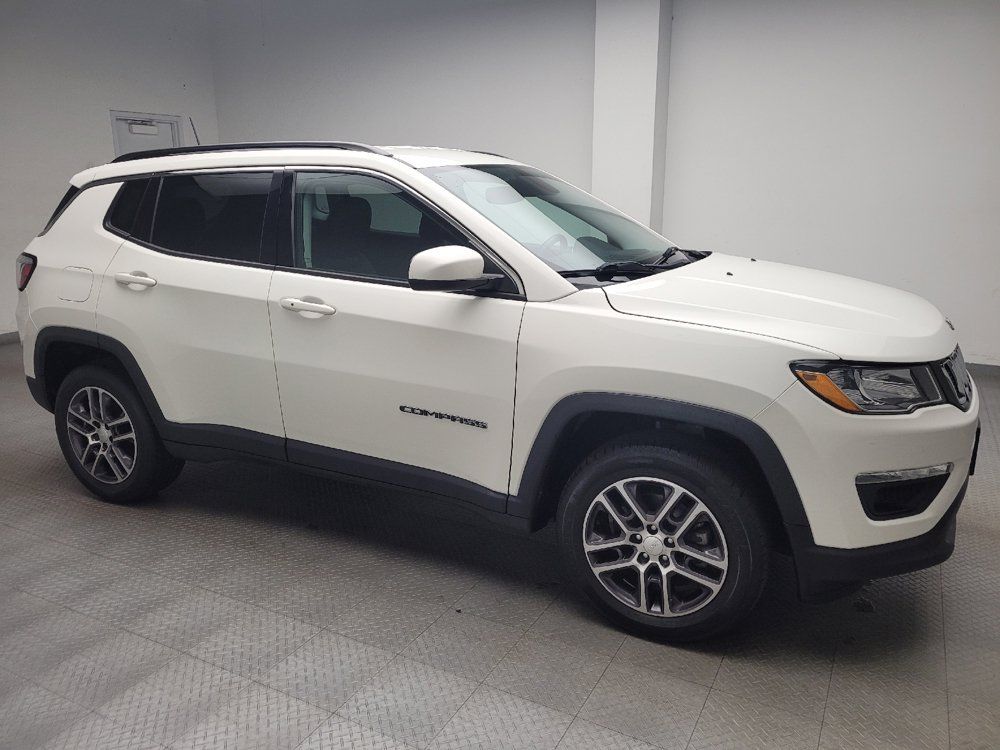 Used 2017 Jeep Compass Latitude w/ Popular Equipment Group AWD/4WD image 11