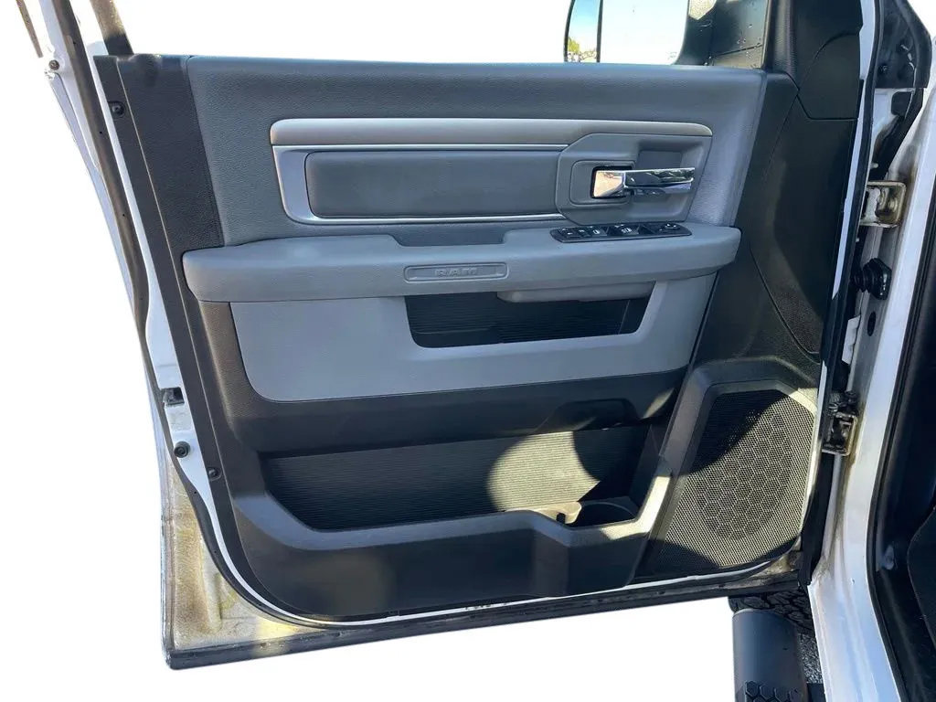 Used 2019 RAM 1500 Warlock AWD/4WD image 14
