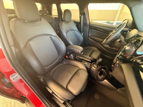 Used 2023 MINI Cooper S image 16