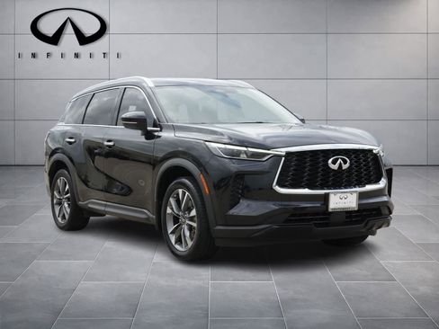 Certified 2023 INFINITI QX60 Luxe w/ Cargo Package image 3