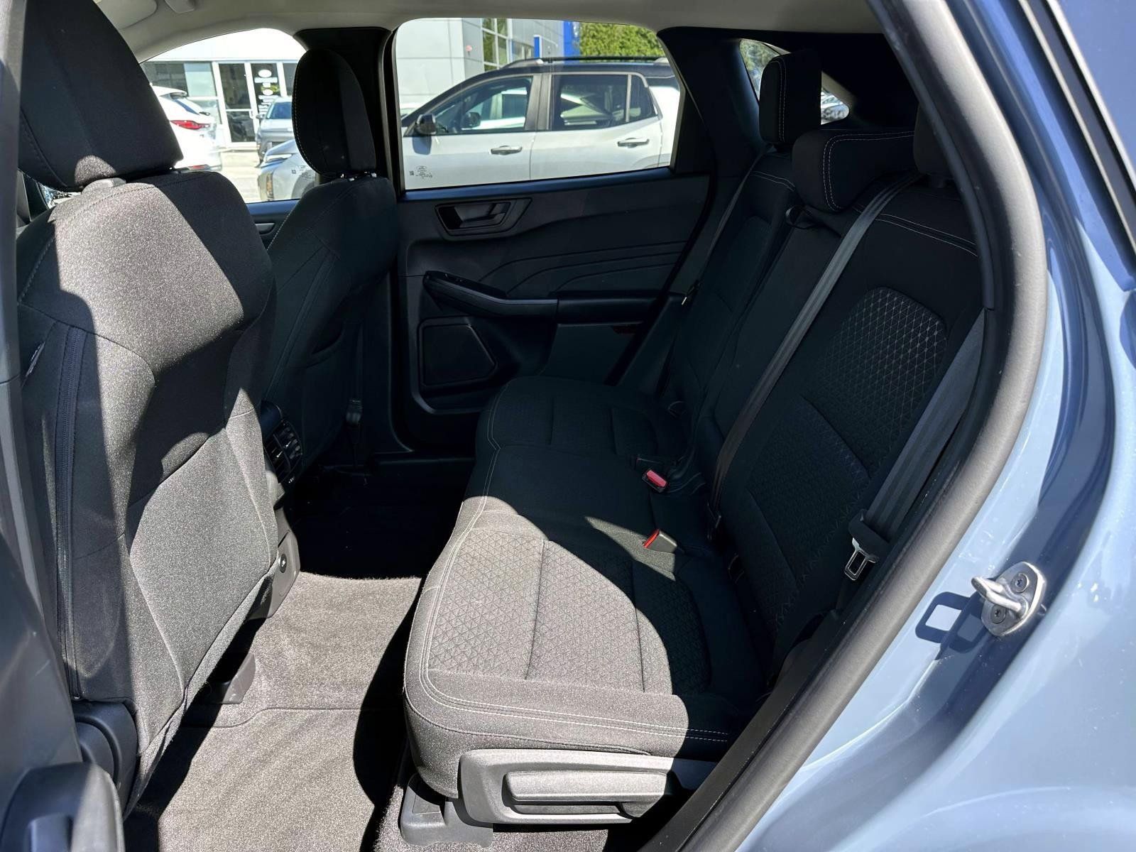 Used 2025 Ford Escape Active w/ Tech Pack #1 AWD/4WD image 12