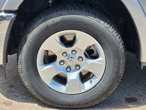 Used 2025 RAM 1500 Big Horn AWD/4WD image 10