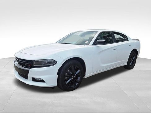 Used 2023 Dodge Charger SXT w/ Blacktop Package AWD/4WD image 3