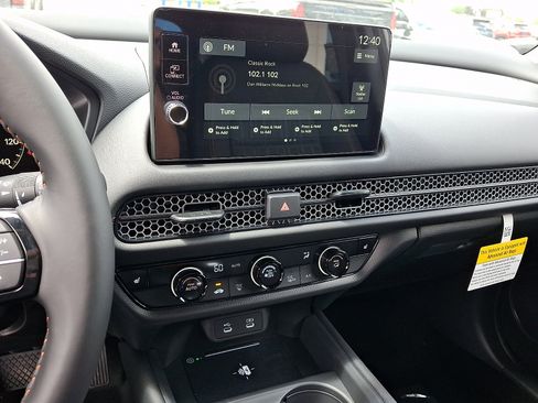 New 2027 Honda HR-V Sport image 8