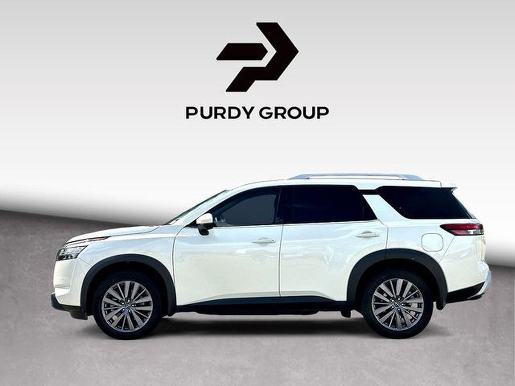 Used 2024 Nissan Pathfinder SL w/ SL Premium Package FWD image 5