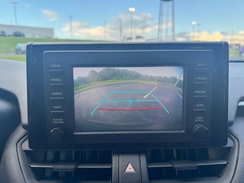 Used 2019 Toyota RAV4 LE w/ All Weather Liner Package AWD/4WD image 16