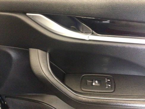 Used 2019 Maserati Levante AWD/4WD image 14