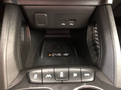 Used 2025 Chevrolet TrailBlazer ACTIV w/ Convenience Package AWD/4WD image 28