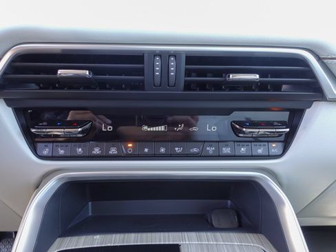 Certified 2024 MAZDA CX-90 Plug-In Hybrid w/ Premium Plus AWD/4WD image 25